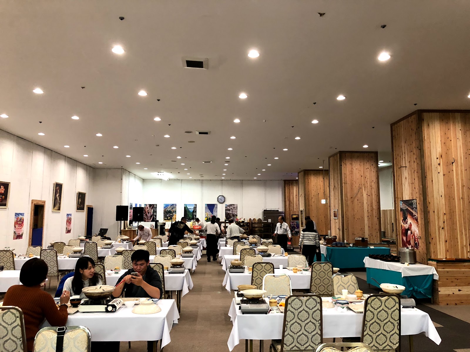 ���A���]�[�g�x�R�E�z�e����������