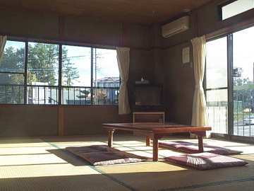 �͌��΁@�N���u�E���E�t�F�X�^�@�q��