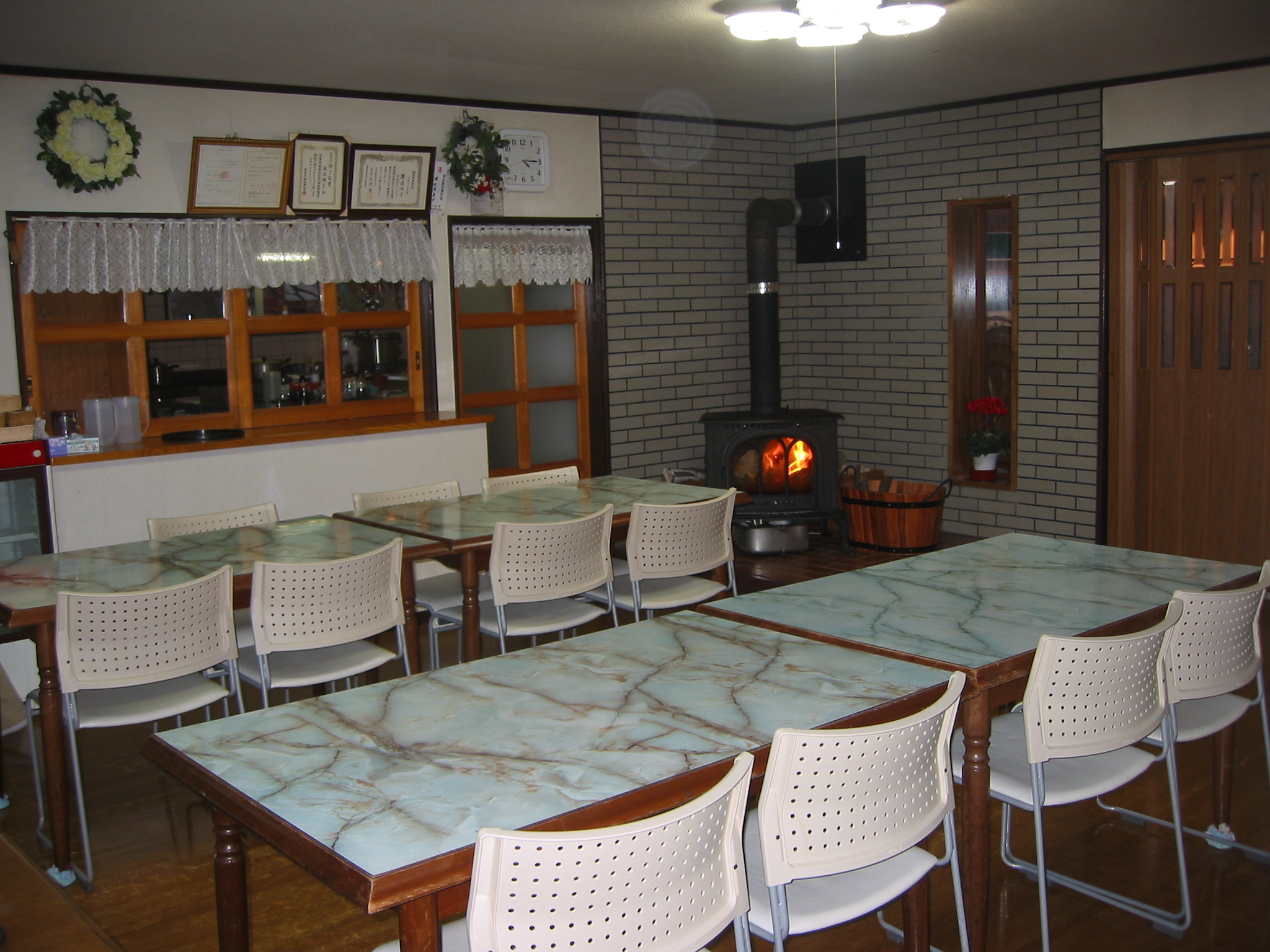 �͌��� ���]�[�g�C����̉� �H��