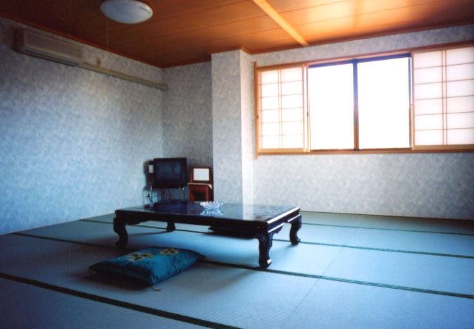 �͌��΁@���� �q��