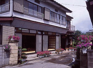 �͌��� ���y�̉Ɓ@���h���񂷂�