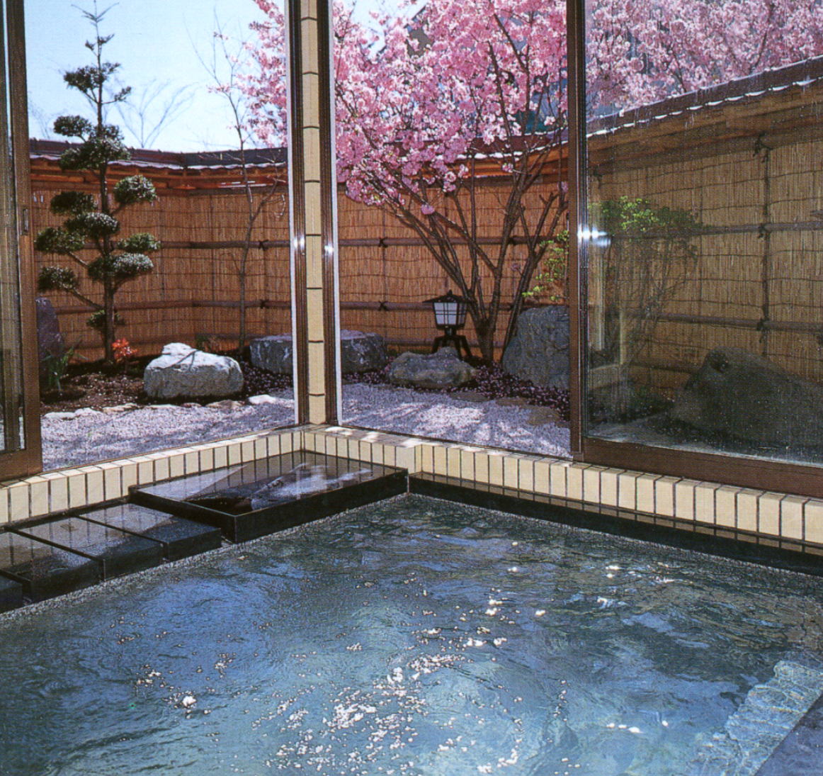 �E�쑺�@���̉ƕ��C