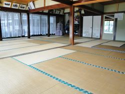 �E��@���h��x�m�L��