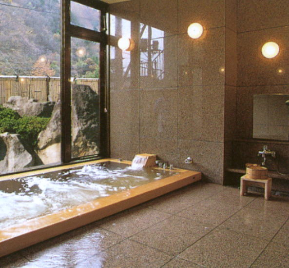 ���i�΁@���i�}�E���g�z�e���@����