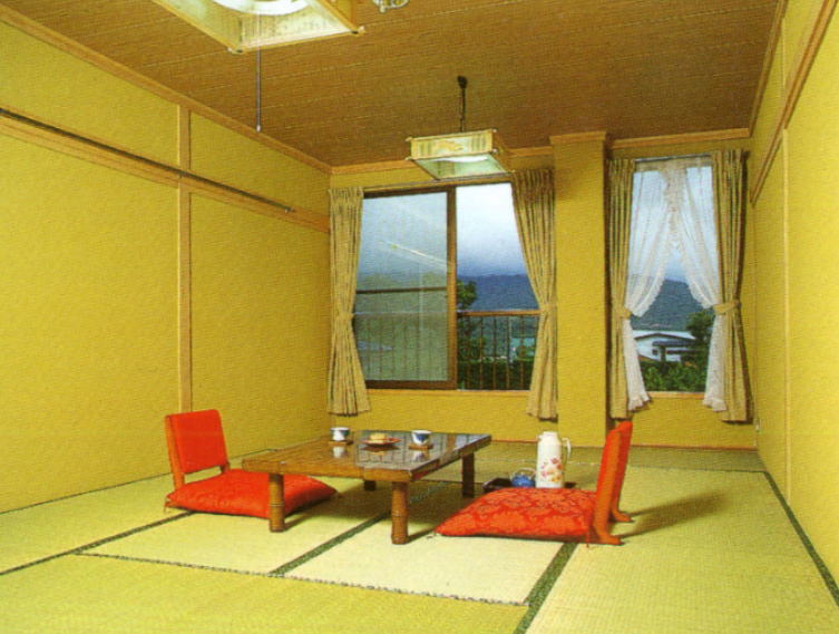 �R���΁@�V�쉮 �q��