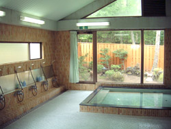 �R���΁@�z�e�����k