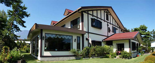 �R���΁@�Ԃ̏h �����₷