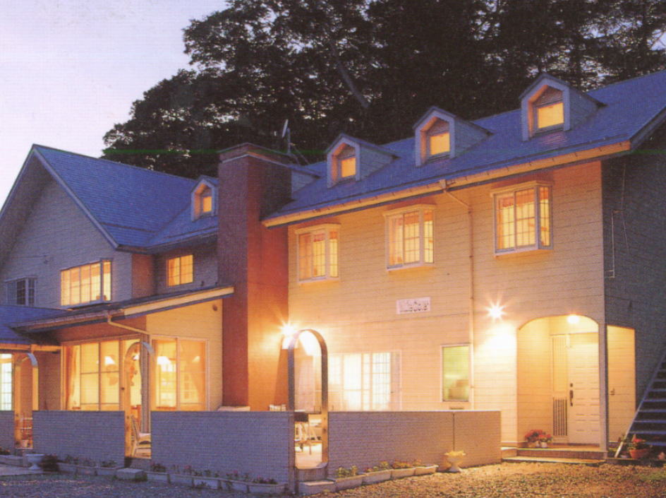 �R���΁@�y���V�����z���C�g�N���[�o