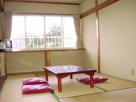 �R���΁@�z���C�g�E�C���O