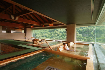 �֒�M�C���� �z�e���؂̓��@�I�V���C