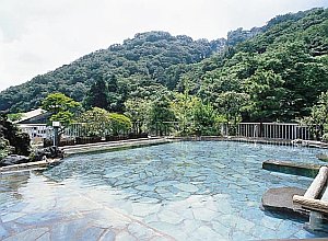 �ɍ��ۉ���@�a�S�̏h�I�[����