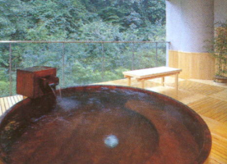 �ɍ��ۉ��� ��낱�т̏h�@�����