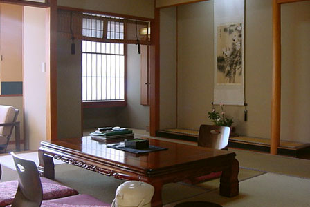 ������ �x���� �뉀�̏h ���k�� �q��