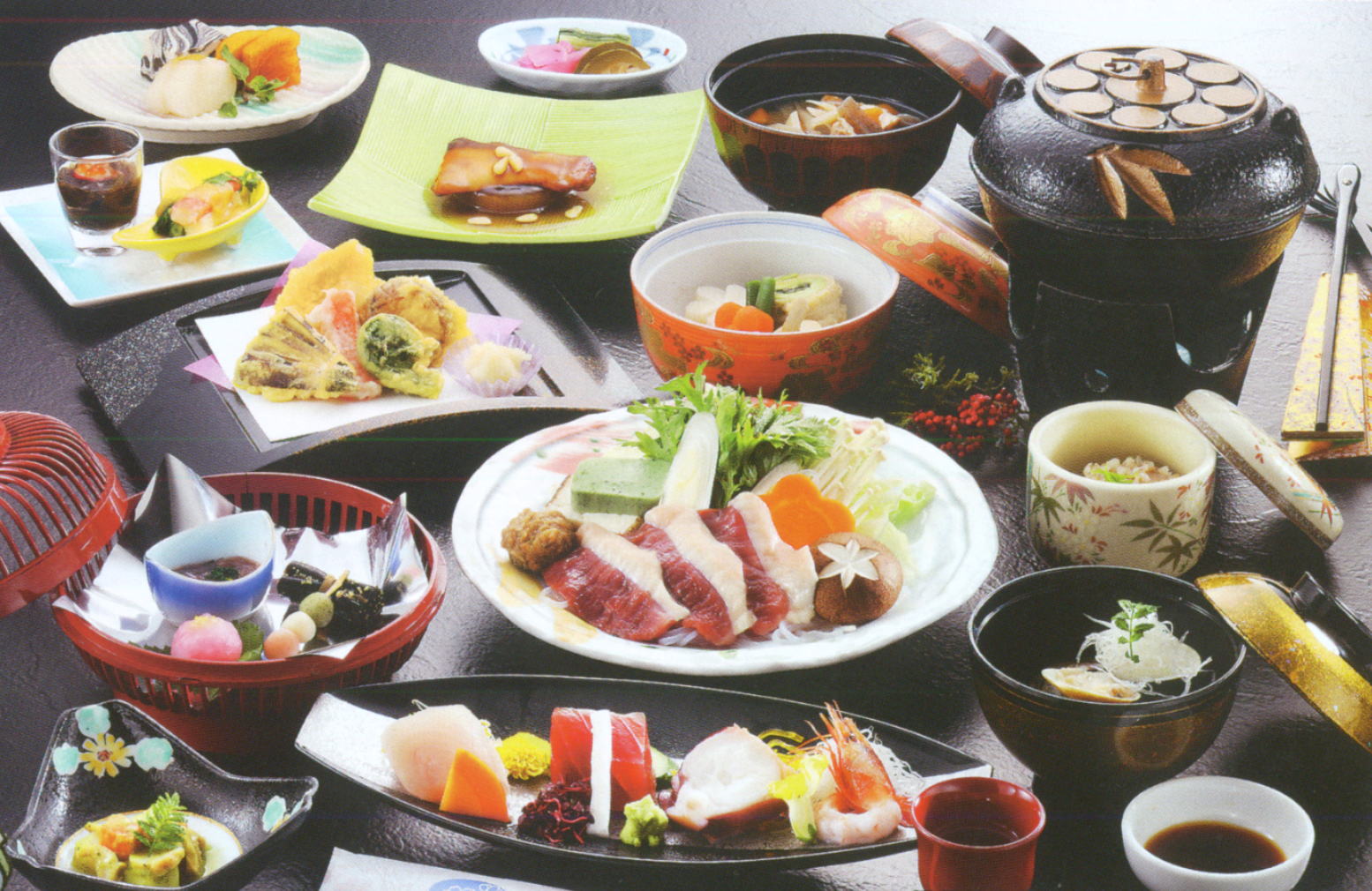 越後湯沢温泉 湯沢グランドホテル 夕食例